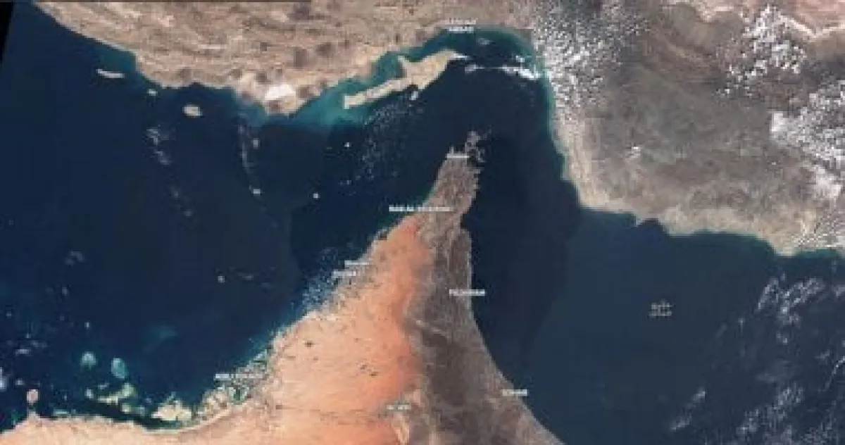 إيران تعلن إغلاق مضيق هرمز لساعات محدودة