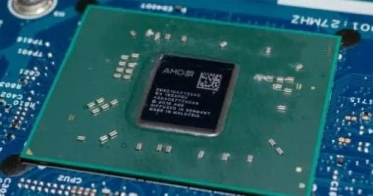 ترامب يخطط لإزالة فيتنام من قائمة الدول المقيدة تكنولوجياً