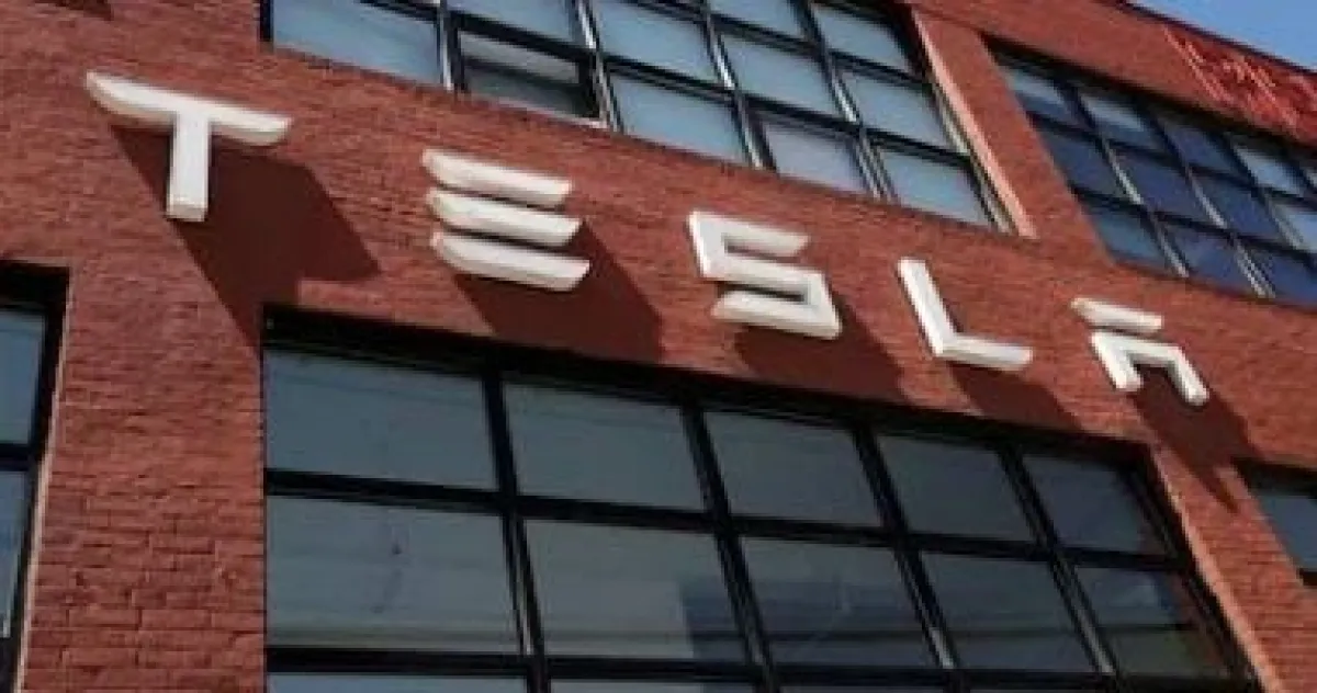 تراجع مبيعات تسلا بأوروبا 17% وسط اشتداد المنافسة المحلية