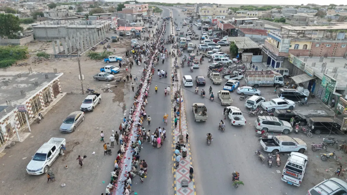 "الخلية الإنسانية" ترعى الإفطار الجماعي الخامس في الخوخة بدعم من طارق صالح