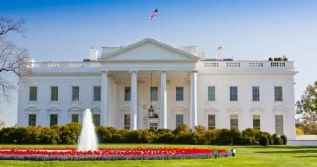 البيت الأبيض يدعو الجيش الإيراني لإلقاء السلاح حفاظاً على البلاد