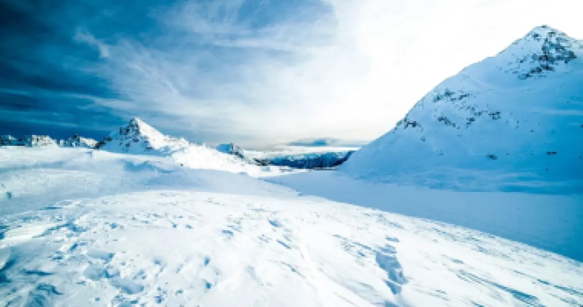 الجليد القطبي الشمالي يسجل أدنى ذروة شتوية تاريخياً وسط مخاوف المناخ والجيوسياسة