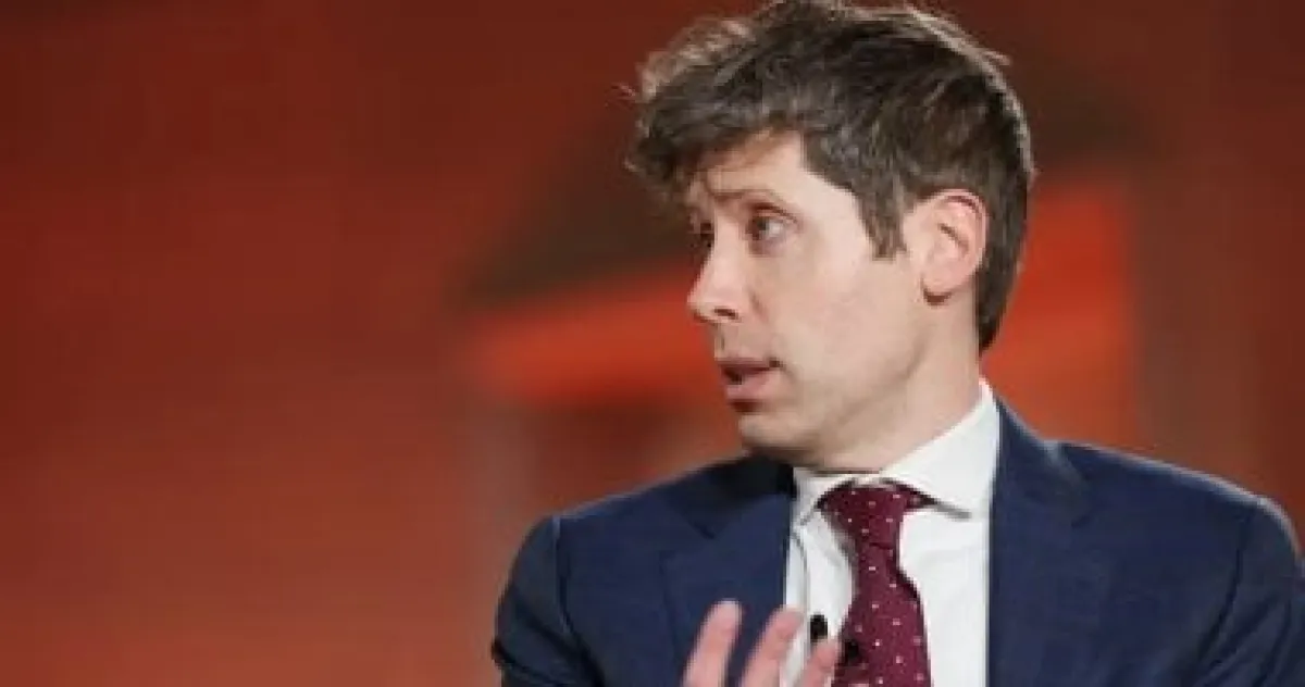 سام ألتمان يتوقع بيع الذكاء الاصطناعي مستقبلاً كـ"كهرباء" بالاستهلاك