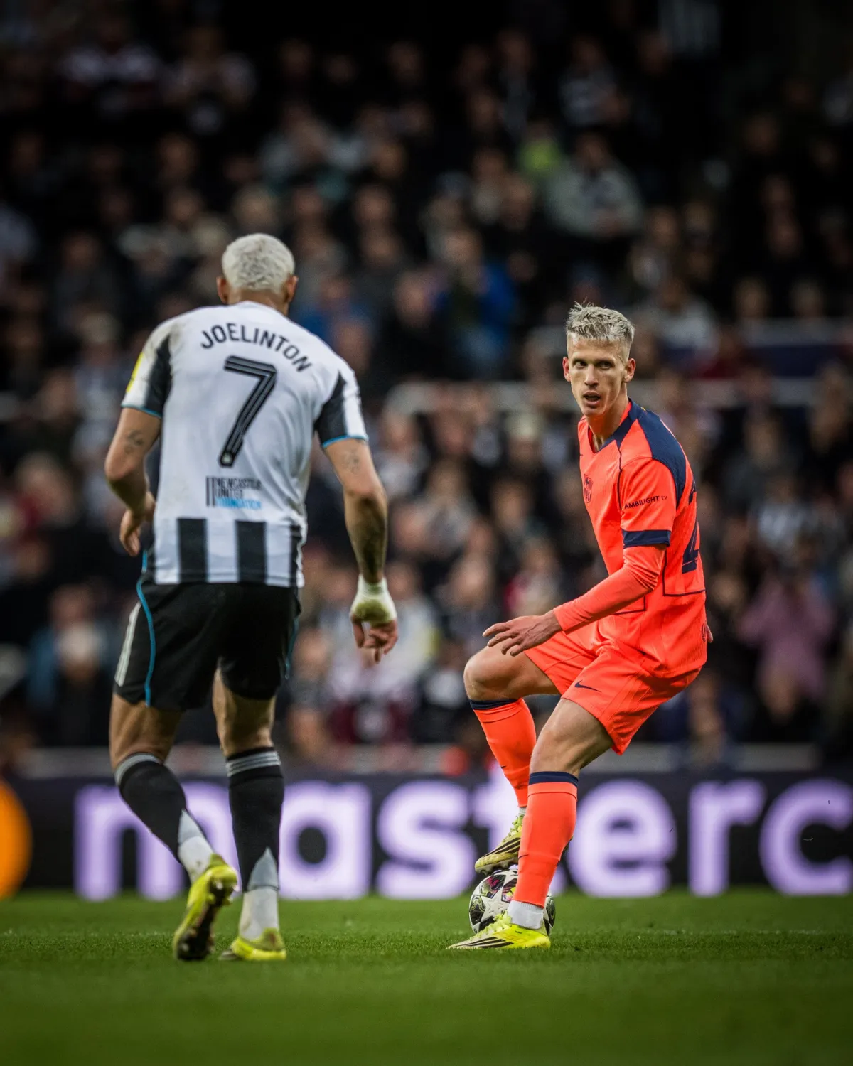 دوري أبطال أوروبا: 4 مواجهات نارية لحسم التأهل اليوم