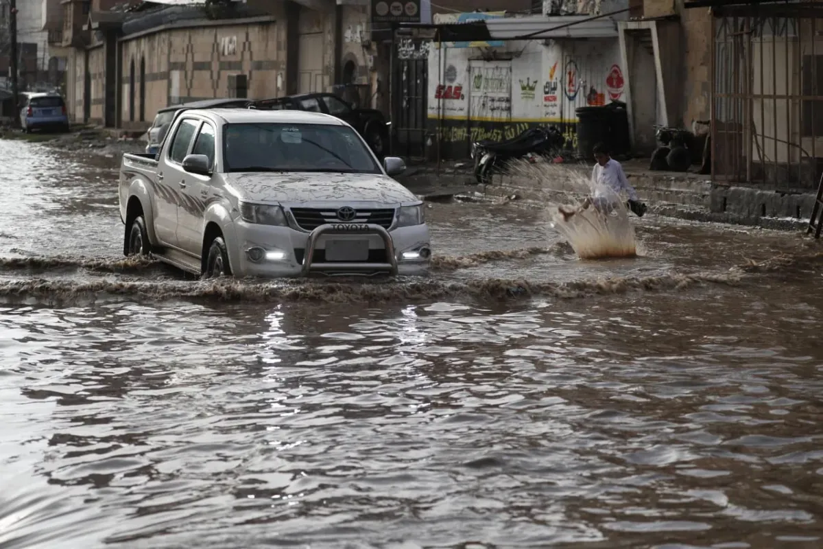 المهرة: تحذيرات رسمية من أمطار غزيرة وعواصف رعدية وشيكة