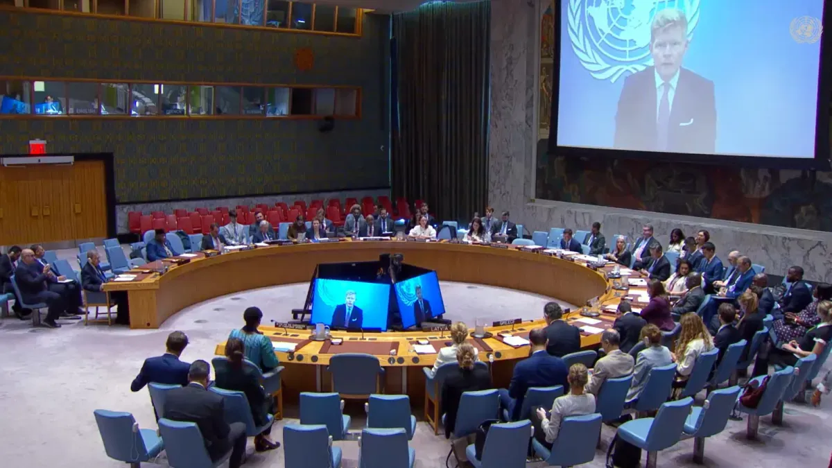 المبعوث الأممي: اليمن لا يتحمل صدمات إضافية والمخاطر تتصاعد