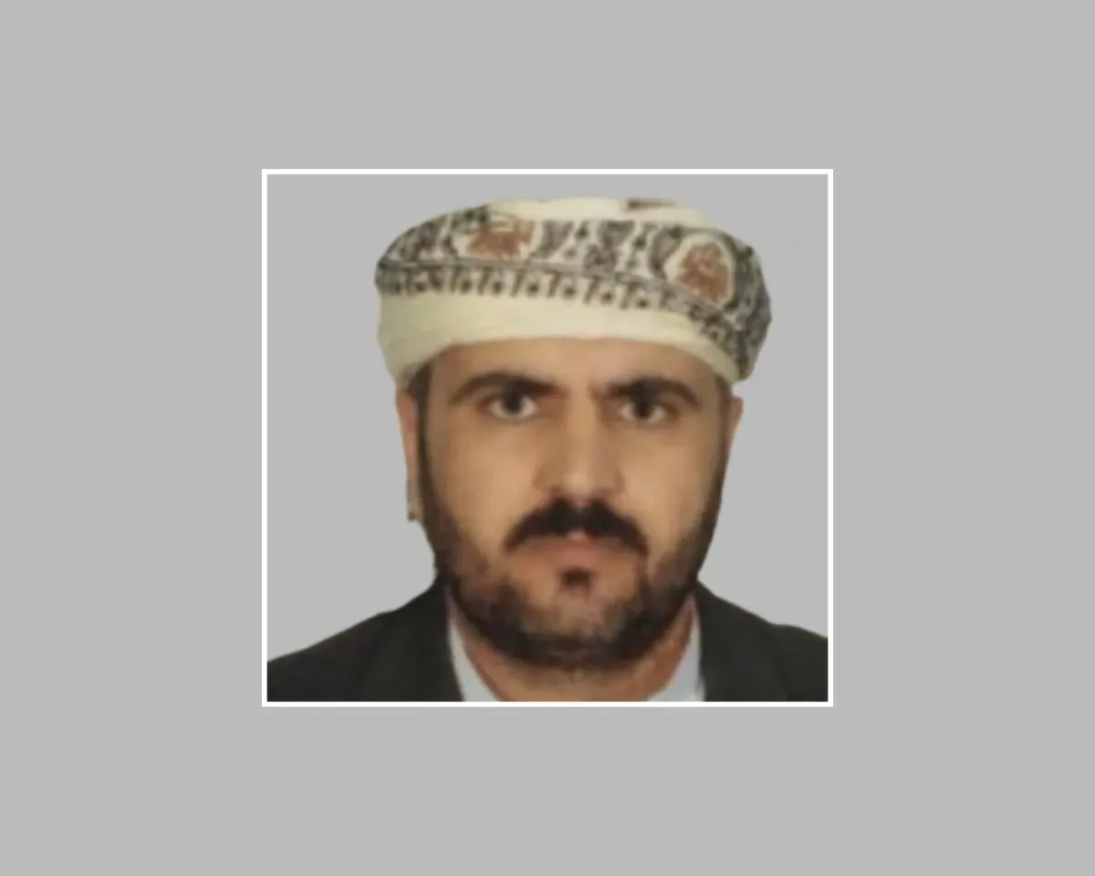 وكيل البيضاء يشيد بمبادرة طارق صالح لدعم جرحى مأرب