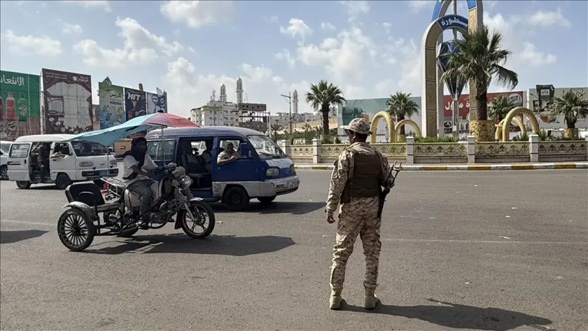 عدن: إجراءات مشددة لضبط الدراجات النارية والمخالفات الأمنية