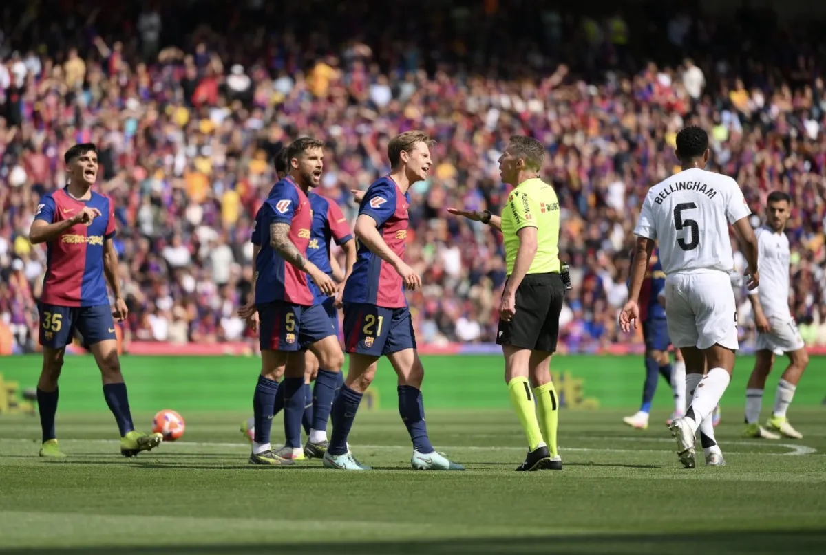 ريال مدريد يطالب "يويفا" بمعاقبة برشلونة في قضية نيغريرا