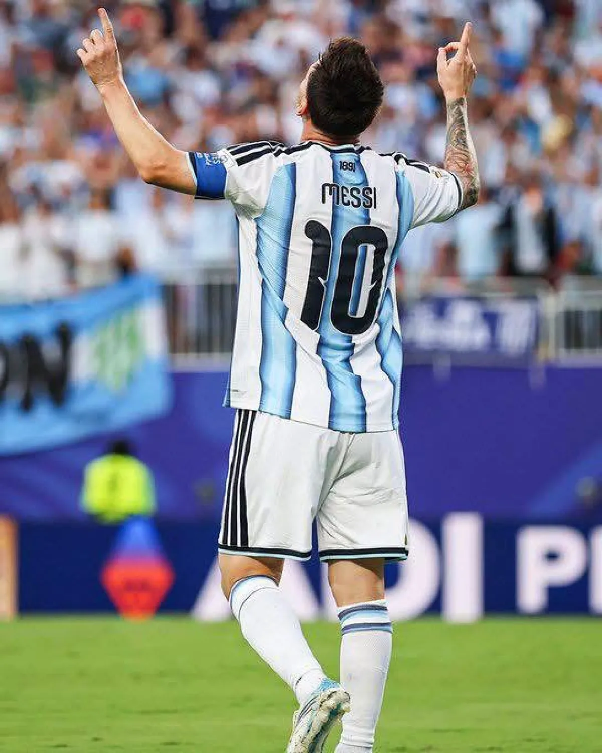 ميسي يقود الأرجنتين لفوز ثمين على النمسا في المونديال