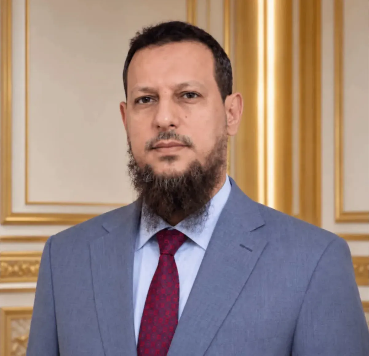 محافظ عدن: اعتداءات الحوثيين لن توقف مؤسسات الدولة عن أداء واجبها