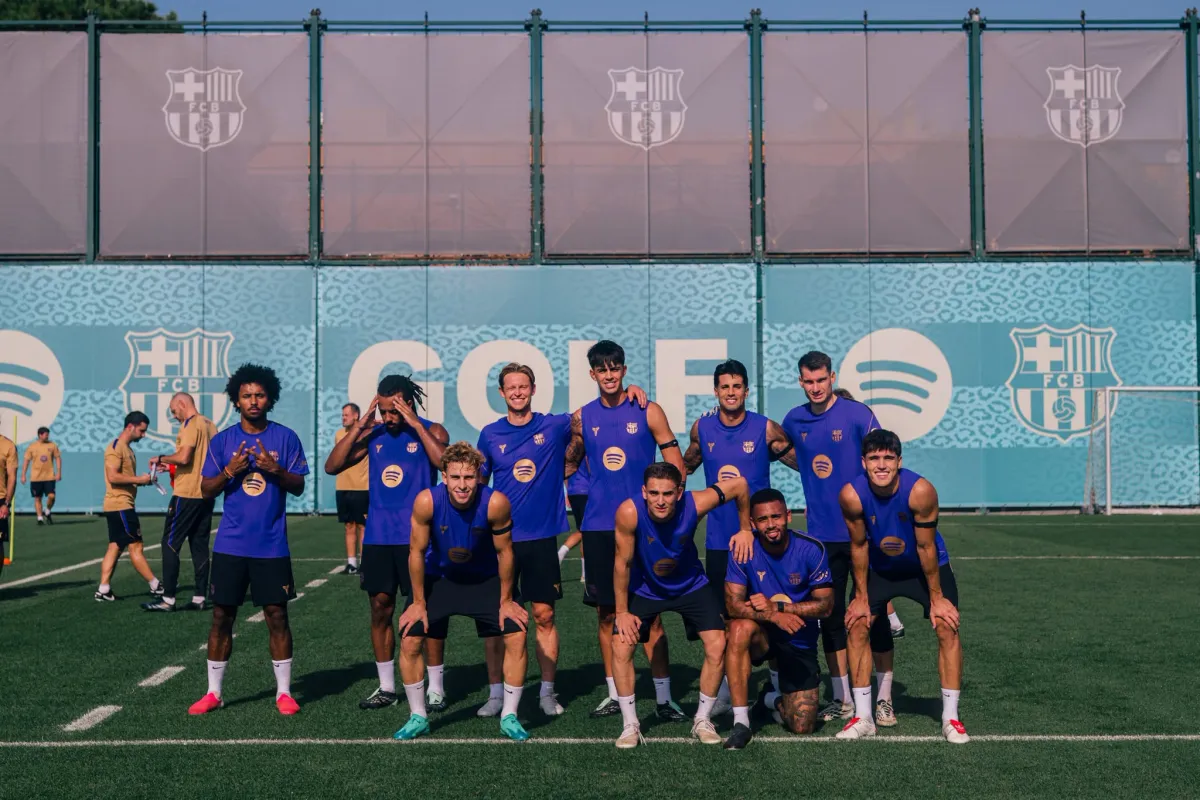 برشلونة يعاني دفاعياً قبل مواجهة باريس سان جيرمان في دوري الأبطال