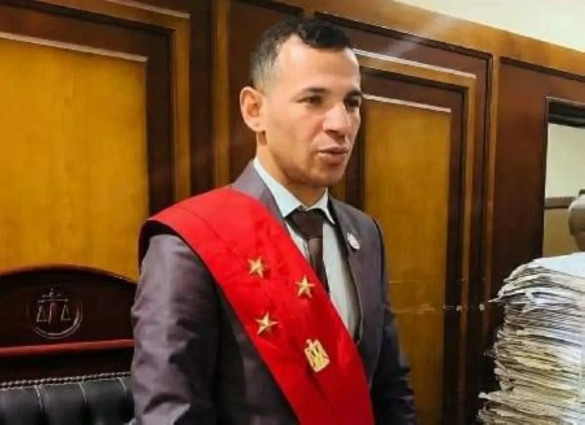 "القاضي المزيف" في مصر.. 10 سنوات سجن بتهمة النصب وانتحال الصفة